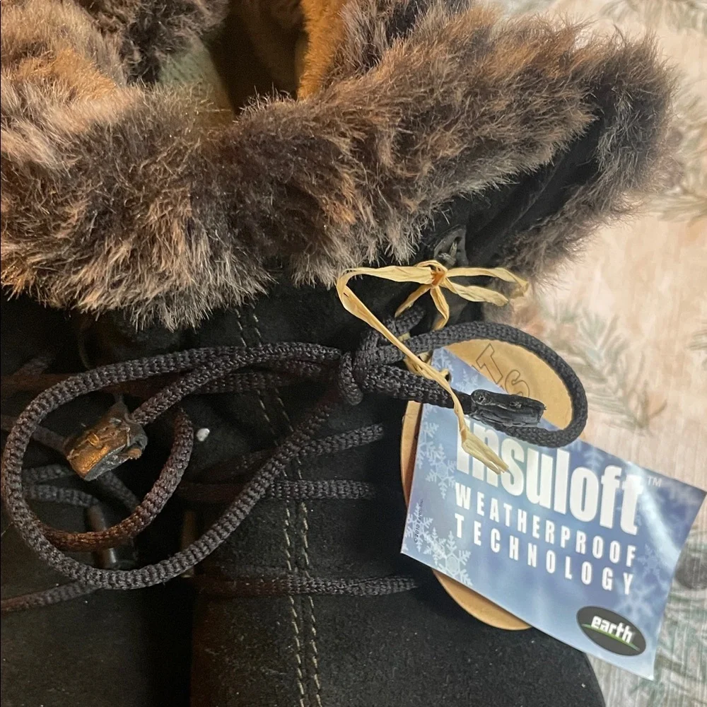 Earth Black Leather Winter Boots with Faux Fur Trim Size 7 - Picture 10 of 10